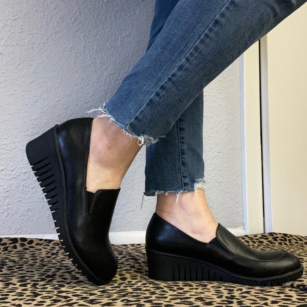Black Platform Wedge Loafers Flex Step Size 8.5